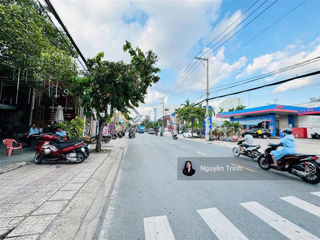 Ngộp bankbán gấp dãy trọ ngay vành đai 2 đang thi công chỉ 100m,tiềm năng cao,full thổ,xd cao tầng