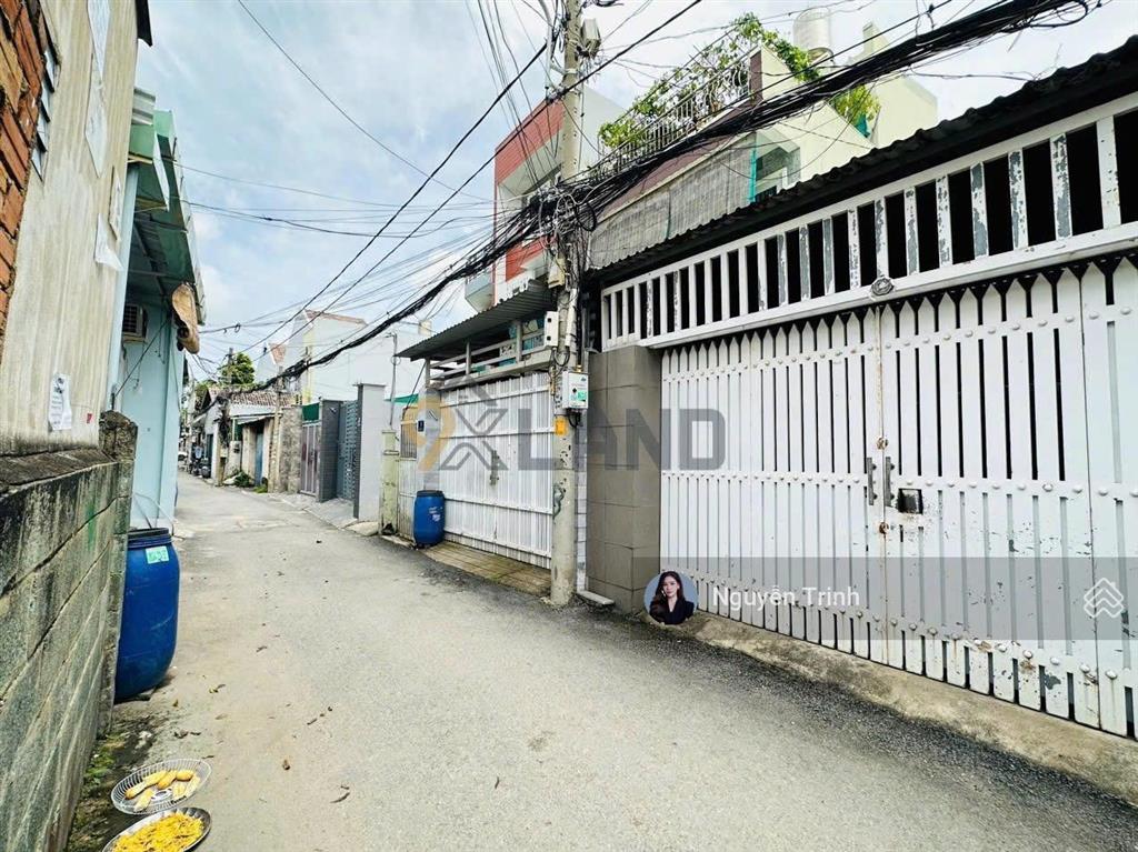 Chỉ 25tr/m2 đất thổ cư ngay phạm văn đồng. tách 3 lô hoặc xây chdv, kho xưởg, kdc 380m2 ngang 12.7m