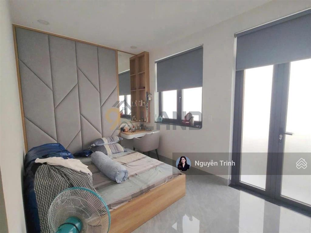 Bán nhà 4 tầng xây kiên cố, tk hiện đại, dân trí, sát mặt tiền đường số 2  dt 80m  ô tô vào nhà