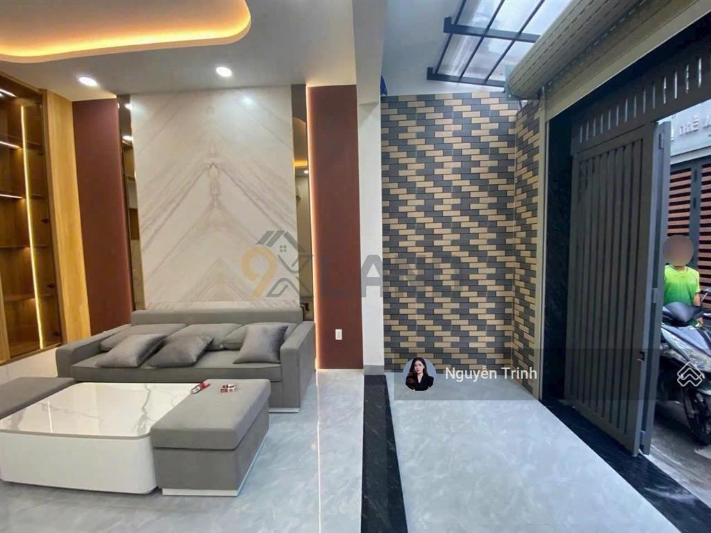 Bán nhà 4 tầng xây kiên cố, tk hiện đại, dân trí, sát mặt tiền đường số 2  dt 80m  ô tô vào nhà