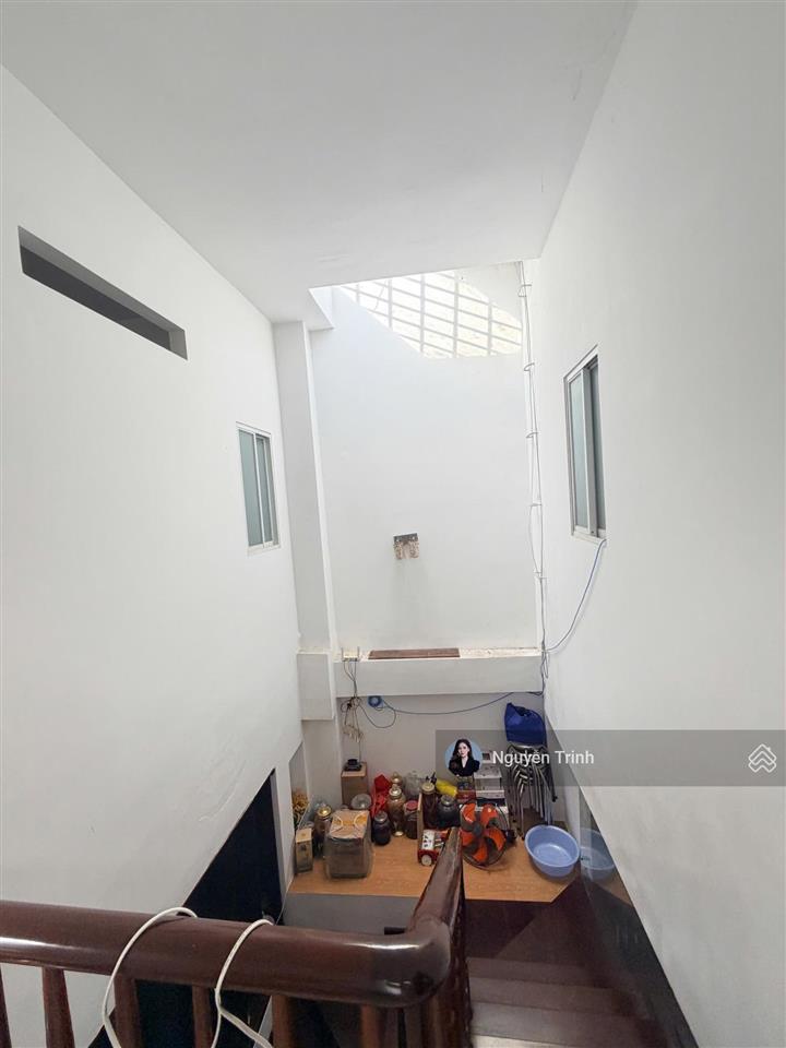 Gấp bán nhà 1 trệt 1 lầu hẻm ô tô  gần lê văn việt  dọn vào ở ngay  82.1m2 ngang 5.5m, hơn 5 tỷ