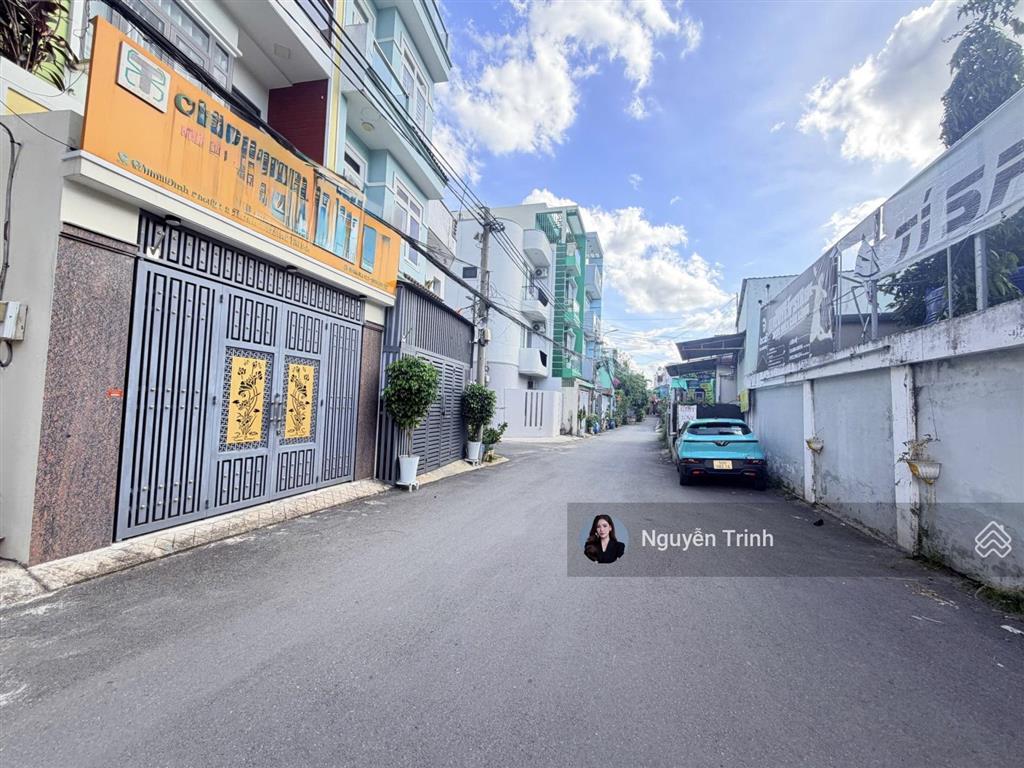 Gấp bán nhà 1 trệt 1 lầu hẻm ô tô  gần lê văn việt  dọn vào ở ngay  82.1m2 ngang 5.5m, hơn 5 tỷ