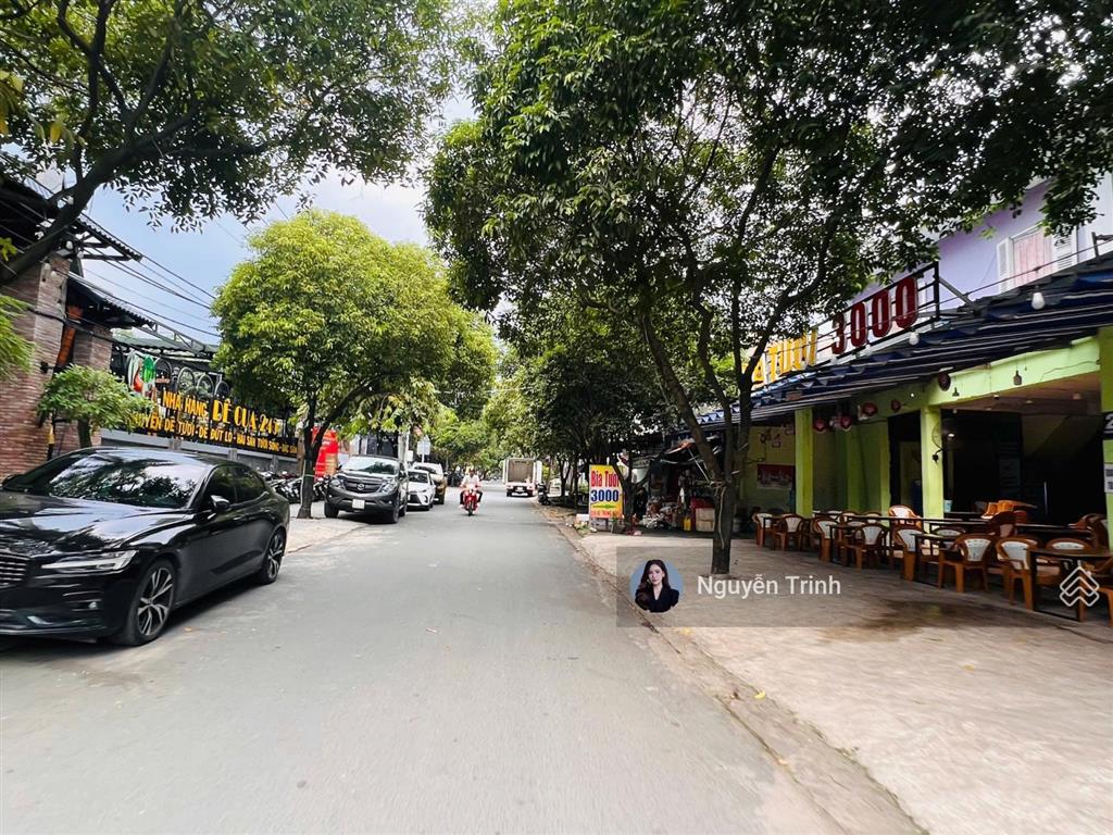 Mặt tiền kd khu vip làng đại học phường bình thọ thủ đức. dòng tiền ổn định. dt 240m2 ngang 11.4m