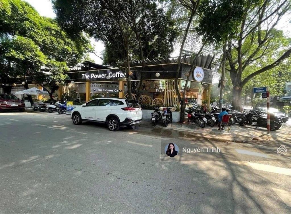 Mặt tiền kd khu vip làng đại học phường bình thọ thủ đức. dòng tiền ổn định. dt 240m2 ngang 11.4m