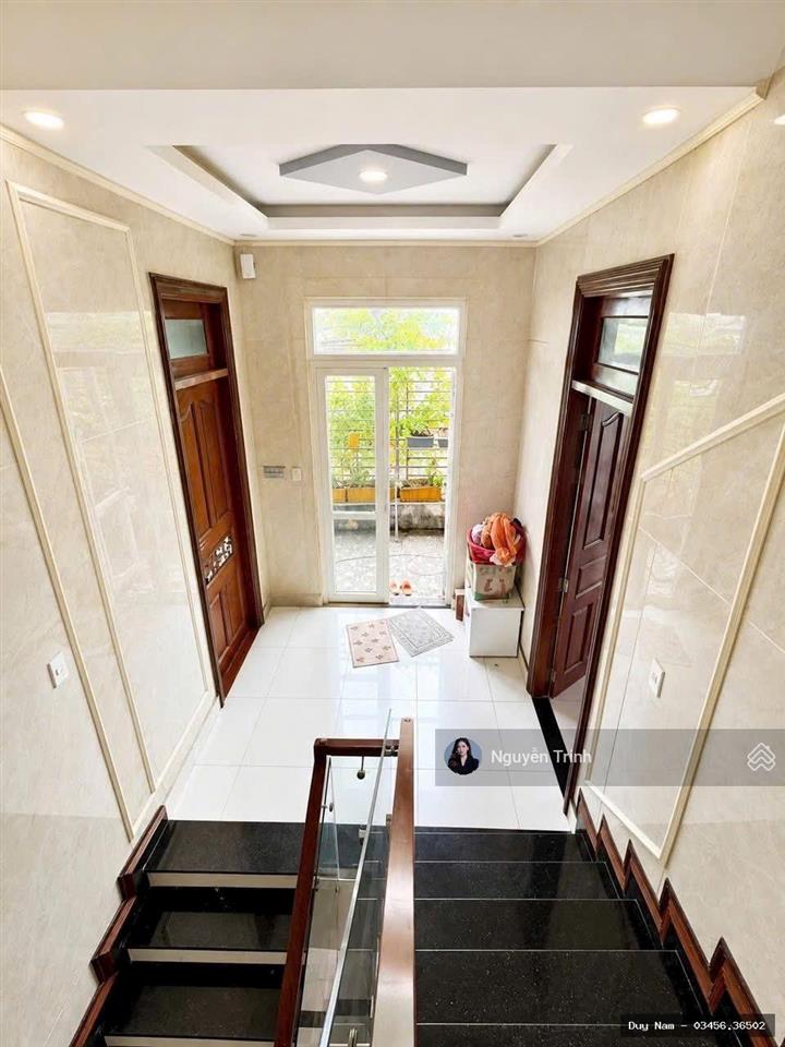 Biệt thự mini 3t, có sân vườn rộng rãi đường đặng văn bi, bình thọ, ngay trung tâm 170m2 ngang 8.6m