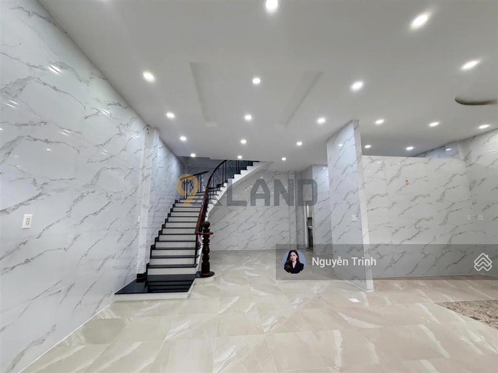 Bán gấp chdv cao cấp4 tầngdòng tiền 50tr/thgần đh cảnh sátkhu vipdân trídt 105m2 ngang 8.7m