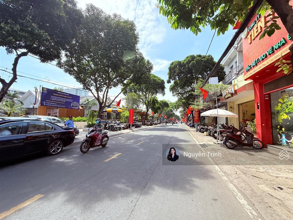Giảm 3 tỷ,bán gấp nhà mặt tiền đường thống nhất  p bình thọ  dt 125m2. khu siêu vip, sầm uất nhất