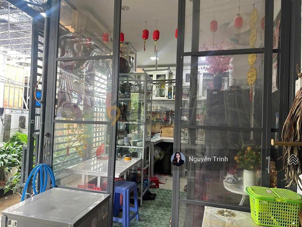 Bán gấp nhà kèm dãy trọ 1t1l thu nhập 30tr/th ngay vành đai, ga metro bình thái. 145m2 ngang 9.8m