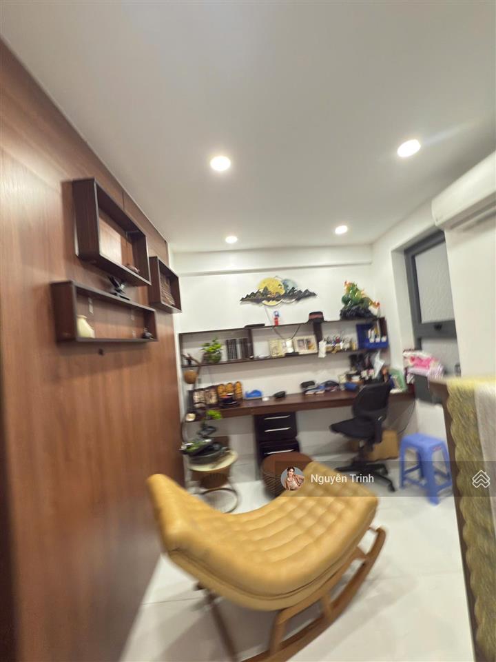 Bán chdv cao cấp 4 lầu đường ôtô thông, khu dân trí, cho thuê 90 triệu/tháng. dt 200m2 ngang 14m