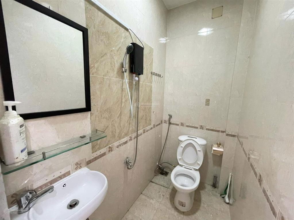 Còn phòng trống như hình ngay trung tâm q10 đường hồ thị kỷ siêu chill ban công rộng