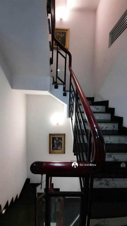 Siêu vip! góc 3 mặt thoáng, 4 tầng thang máy, xe hơi vào nhà phan đăng lưu (gần 60m2). chỉ 15,8 tỷ