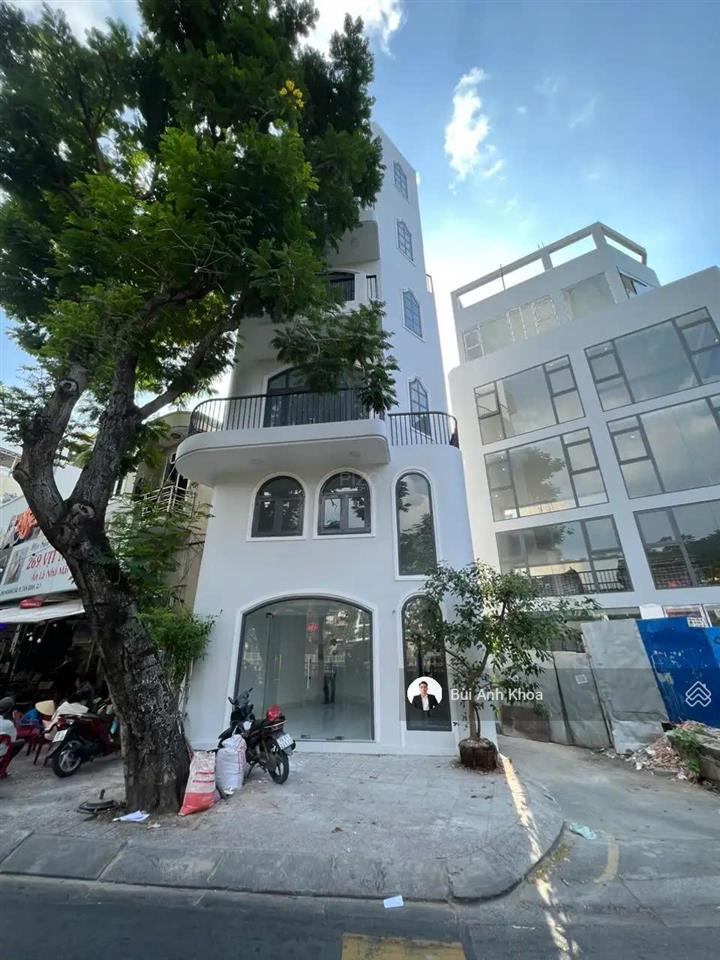 Chủ hạ gấp 1 tỷ bán nhanh! nhà 6 tầng căn góc 2 mt đường hoàng sa, tân định, quận 1. giá 13.5 tỷ tl