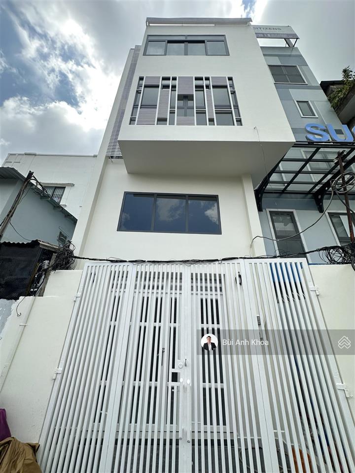 Chủ hạ gấp 2,5 tỷ bán nhanh! bán nhà mặt tiền đường nối hai bà trưng q1 view kênh thoáng giá 13 tỷ