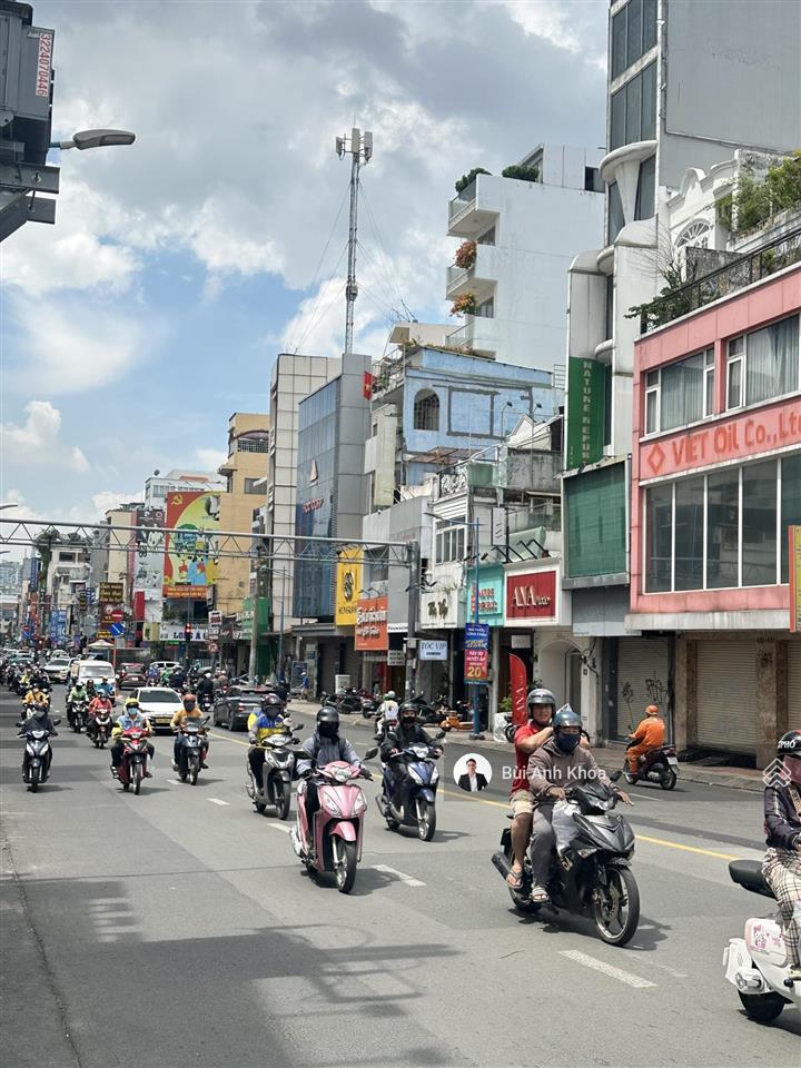 Chủ hạ gấp 2,5 tỷ bán nhanh! bán nhà mặt tiền đường nối hai bà trưng q1 view kênh thoáng giá 13 tỷ