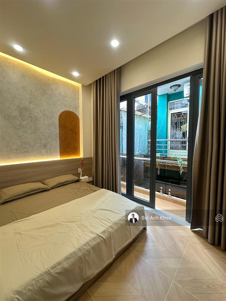Hàng hiếm! nhà mới ở ngay trần nhật duật, tân định quận 1, full nội thất cao cấp 3pn giá hời 6 tỷ.