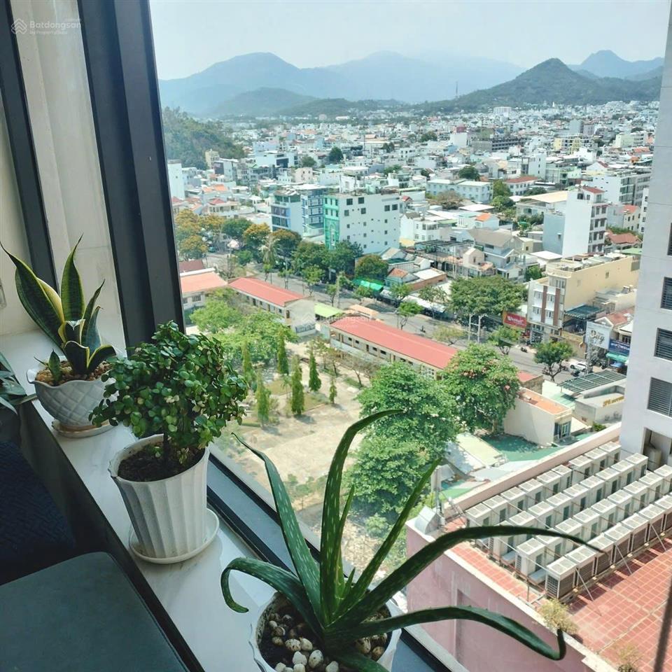 Căn góc 3pn view biển  oc3 mường thanh viễn triều