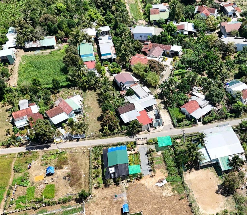 Mở bán lô mặt tiền đường tư văn thôn phước tuy diên phước nay thuộc xã diên thọ diên khánh