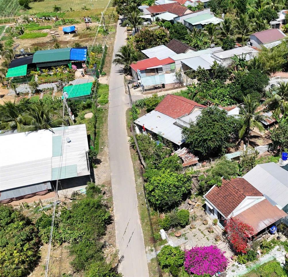 Mở bán lô mặt tiền đường tư văn thôn phước tuy diên phước nay thuộc xã diên thọ diên khánh