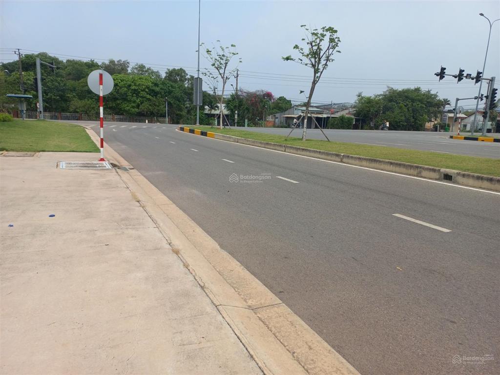 Bán đất nền dự án tại vsip2 mở rộng, 2,7 tỷ, 150 m², đường 8m rộng rãi, tiện kinh doanh, sđcc