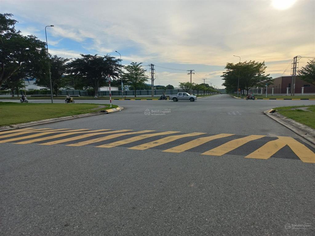 Bán đất nền dự án tại vsip2 mở rộng, 2,7 tỷ, 150 m², đường 8m rộng rãi, tiện kinh doanh, sđcc