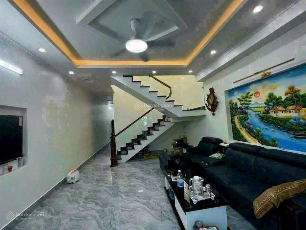 Nhà 2 tầng lâm động 73m xây chắc chắn giá cực tốt chỉ 2,6x tỷ