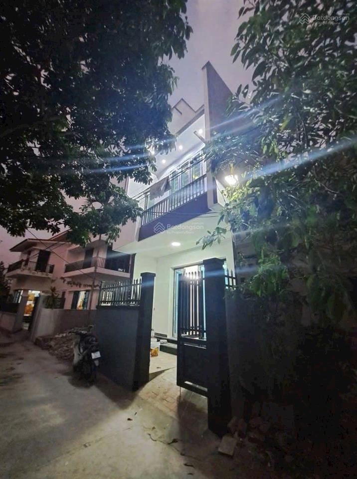 Nhà 2 tầng lâm động 73m xây chắc chắn giá cực tốt chỉ 2,6x tỷ