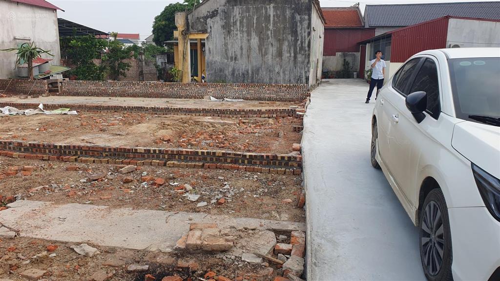 Gia đình tôi cần tiền bán gấp lô đất gần sân bay và khu công nghiệp xã gia bình, bắc ninh hơn 1 tỷ