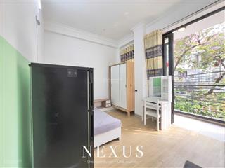 Studio ban công full nội thất siêu thoáng gần cầu nguyễn văn cừ