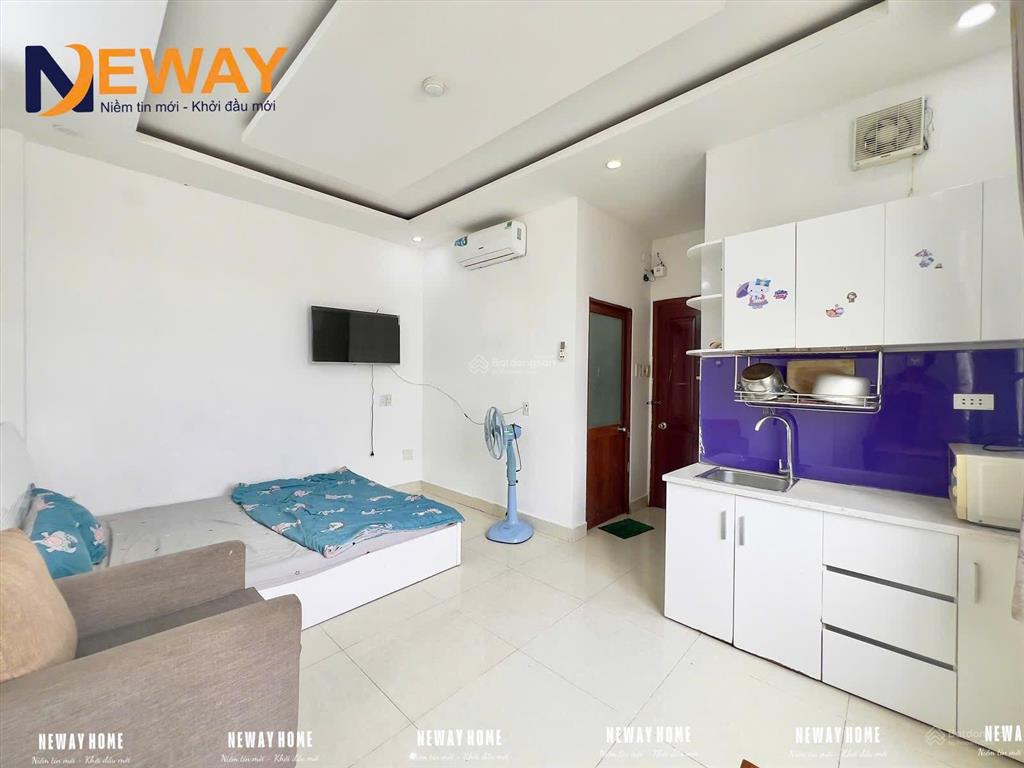 Căn hộ dịch vụ full nội thất có thang máy siêu tiện nghi ngay sát cầu nguyễn văn cừ