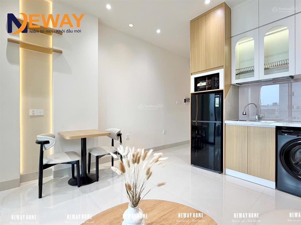 Khai trương nhà mới dạng 1 phòng ngủ tách bếp ban công full nội thất ngay gần cầu tân thuận