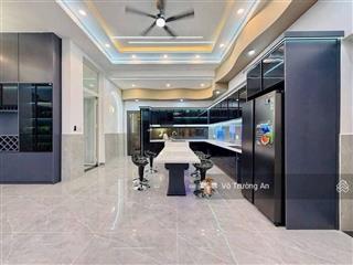 Siêu phẩm villa sân vườn 2 mặt tiền  ngay phạm văn đồng, thủ đức thiết kế hiện đại, thông minh