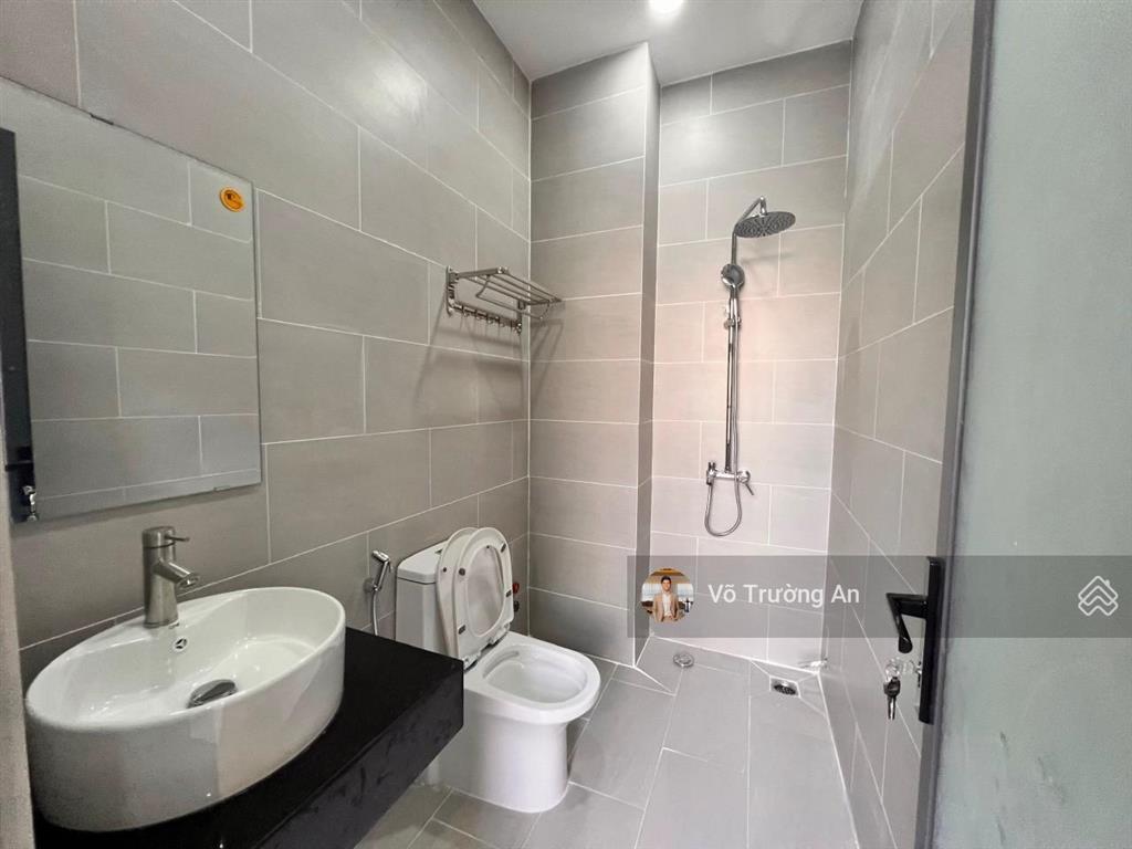 Chdv quận 2  đã ký hđ thuê khoán 33 tr/ tháng  ngay góc nguyễn duy trinh  lê văn thịnh