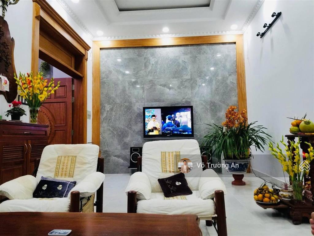 Ngay gigamall phạm văn đồng  biệt thự 10 x 19m  p.hbc, thủ đức  giá cực tốt