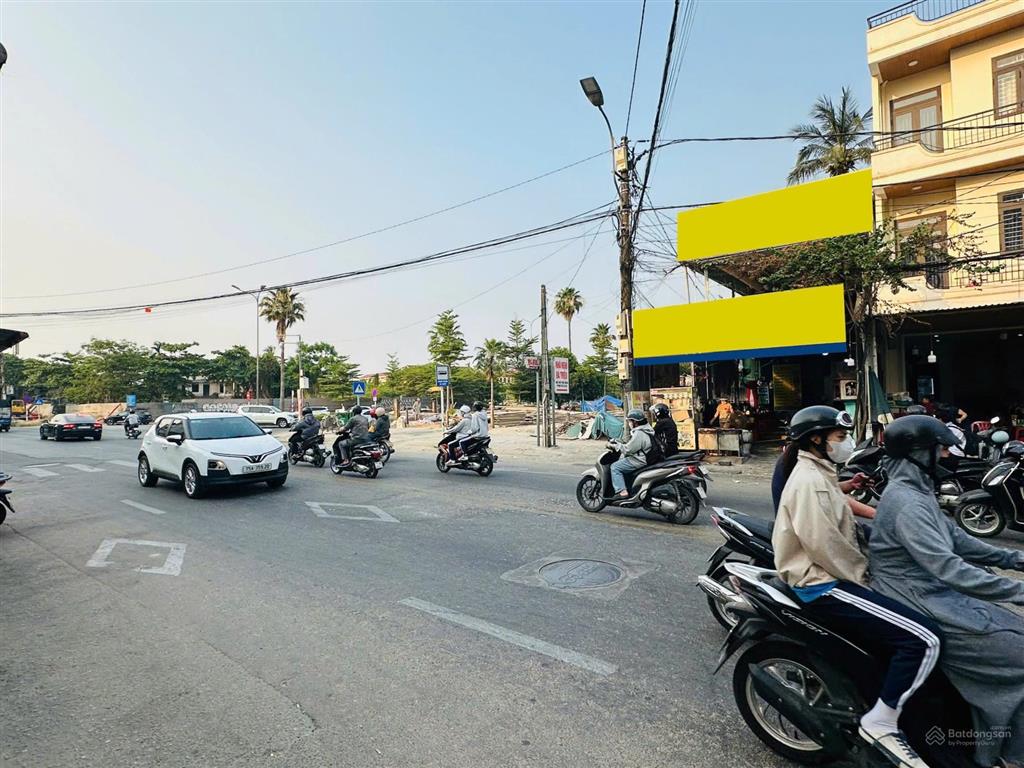 Lô đất 3 mặt thoáng mặt tiền bà triệu  vị trí kim cương  đối diện nhà thi đấu huế, giá 11,5 tỷ