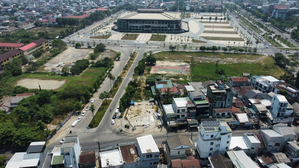 Lô đất 3 mặt thoáng mặt tiền bà triệu  vị trí kim cương  đối diện nhà thi đấu huế, giá 11,5 tỷ