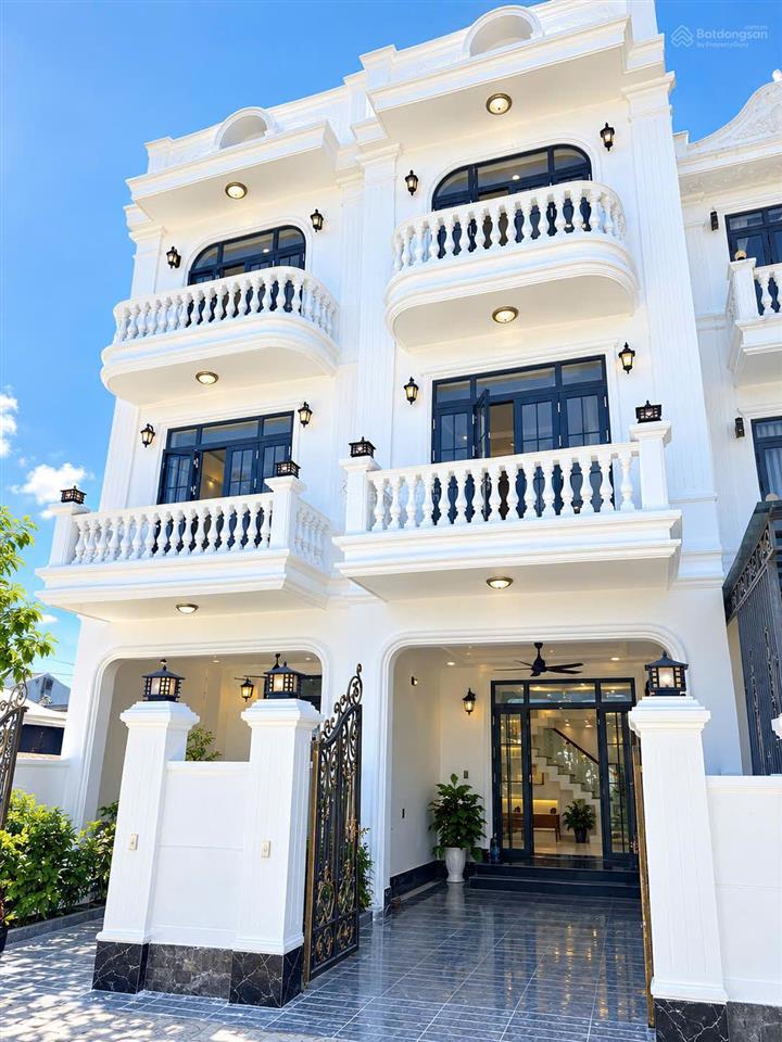 Nhà 3 tầng mặt tiền châu văn hùng lại thế cách phạm văn đồng 300m | full nội thất | 3,65 tỷ