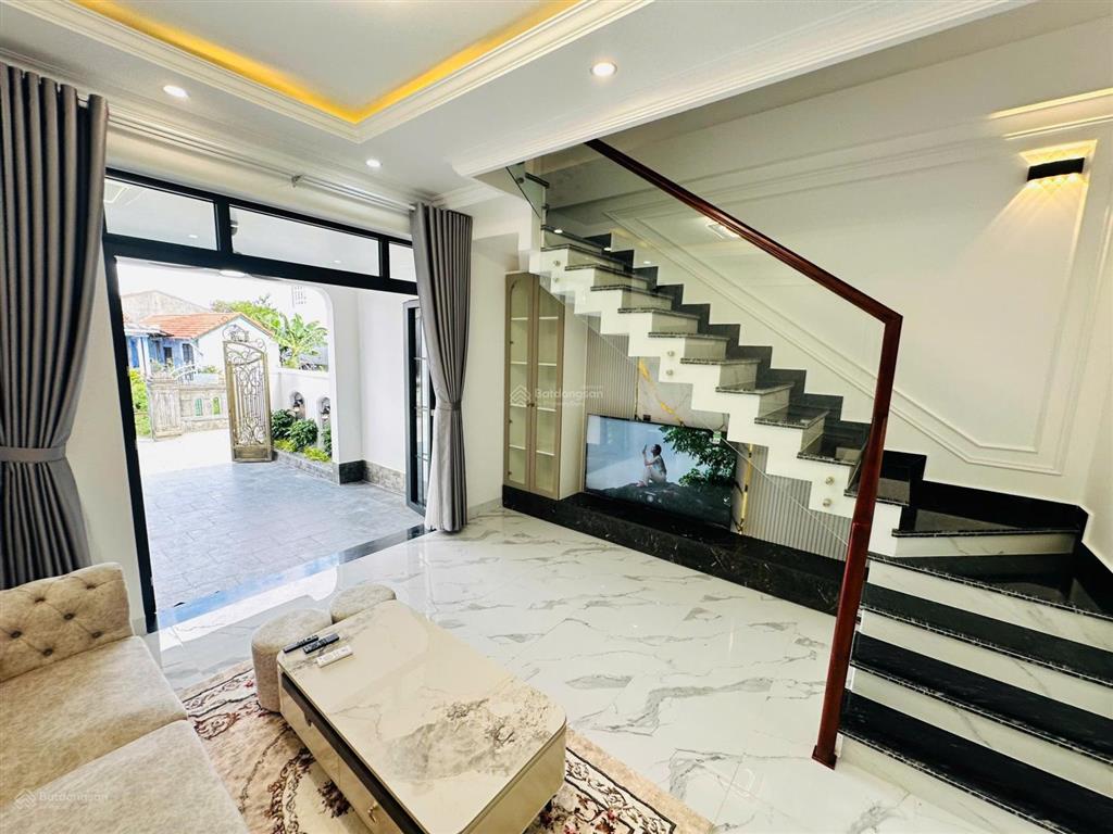 Nhà 3 tầng mặt tiền châu văn hùng lại thế cách phạm văn đồng 300m | full nội thất | 3,65 tỷ