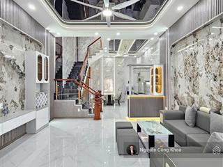 Bán nhà đúc 3 tấm 91,5m2, phòng ngủ dưới, full nội thất, hoàn công, p.an phú, tp.thuận an