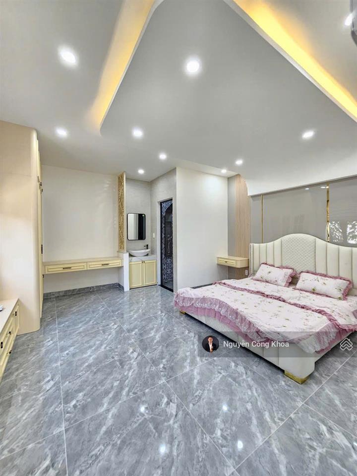 Bán nhà ngang 6m, 5 phòng ngủ, hoàn công, gần trường cấp 3 lý thái tổ, p.an phú, tp.thuận an