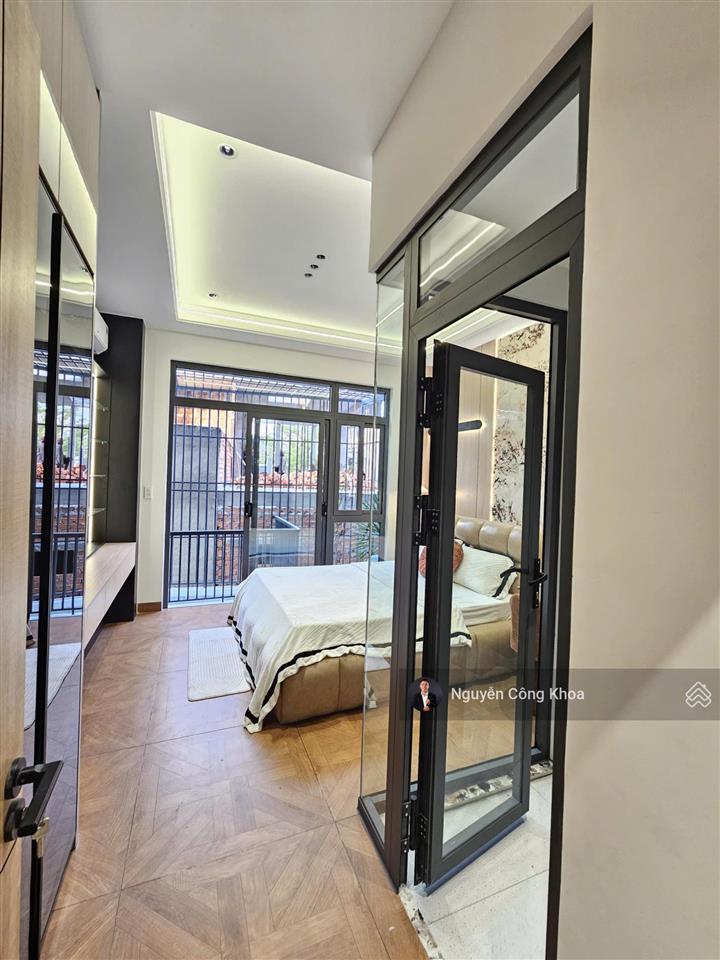 Bán nhà hoàn công, full nội thất, đường chính gần chợ phú phong 300m, p.bình chuẩn, tp.thuận an