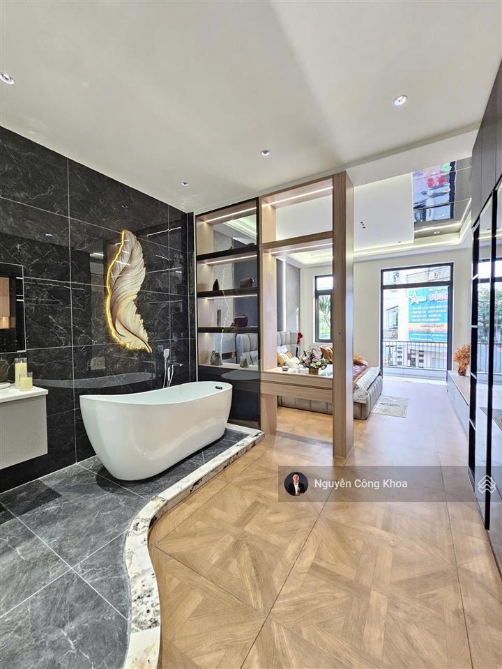 Bán nhà hoàn công, full nội thất, đường chính gần chợ phú phong 300m, p.bình chuẩn, tp.thuận an