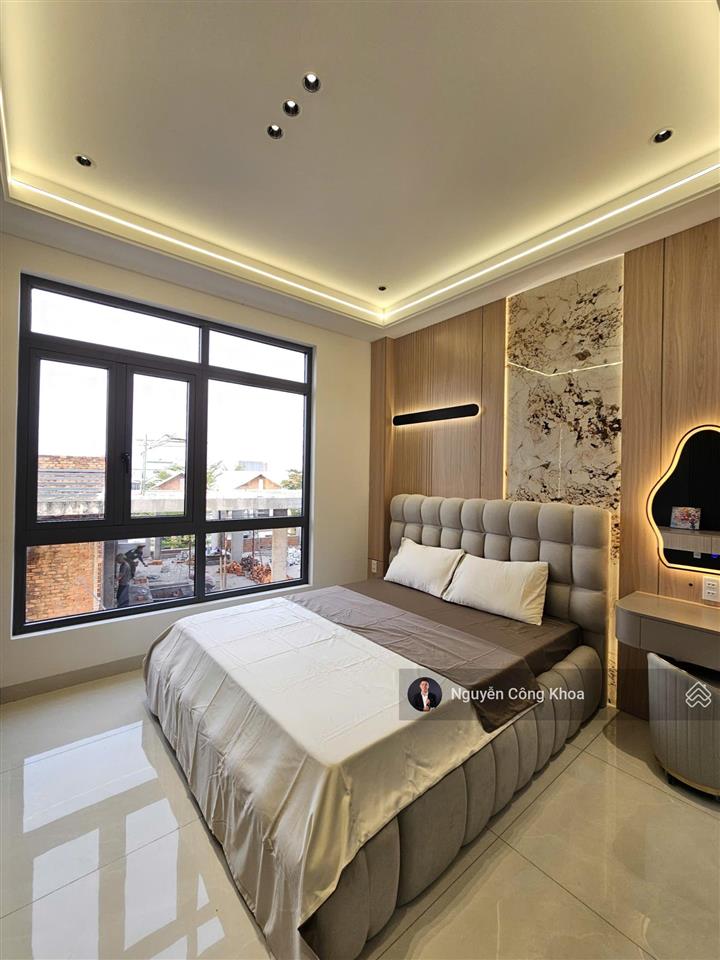 Bán nhà hoàn công, full nội thất, đường chính gần chợ phú phong 300m, p.bình chuẩn, tp.thuận an