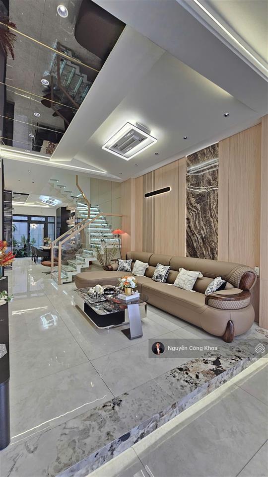 Bán nhà hoàn công, full nội thất, đường chính gần chợ phú phong 300m, p.bình chuẩn, tp.thuận an