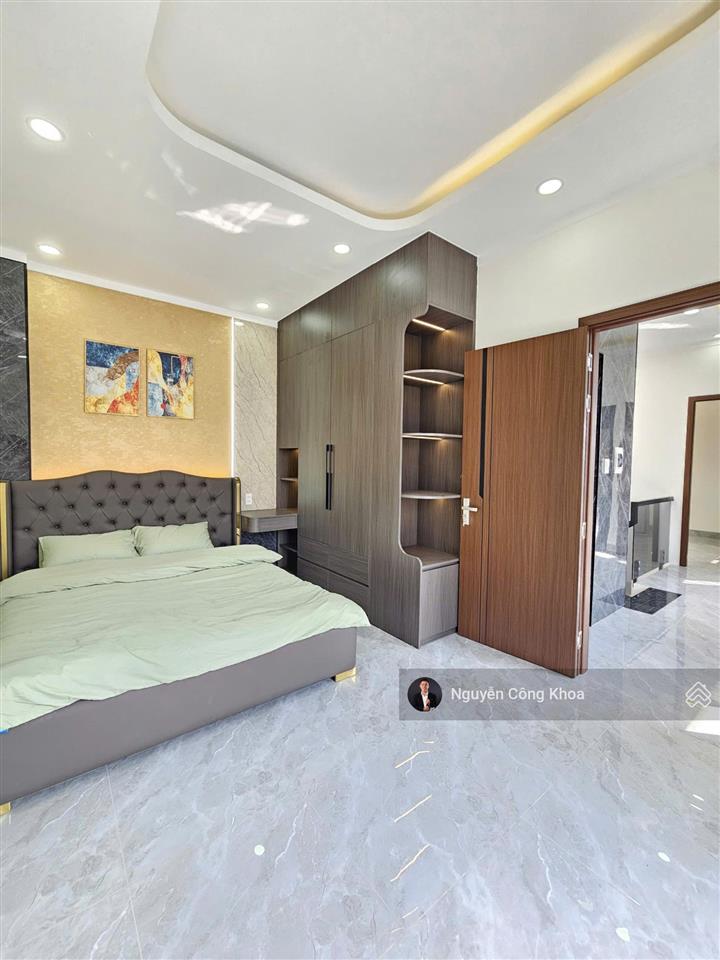 Bán nhà 2 mặt tiền có nội thất, 4 phòng ngủ, gần giáo xứ bà trà 600m, p. bình chuẩn, tp. thuận an