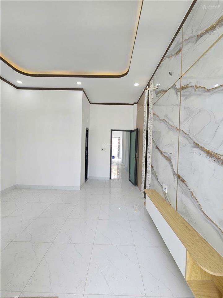 Bán nhà 1 trệt 1 lầu 92m2, hoàn công, phòng ngủ dưới, gần cầu hóa an 800m, p.tân hạnh, tp.biên hòa