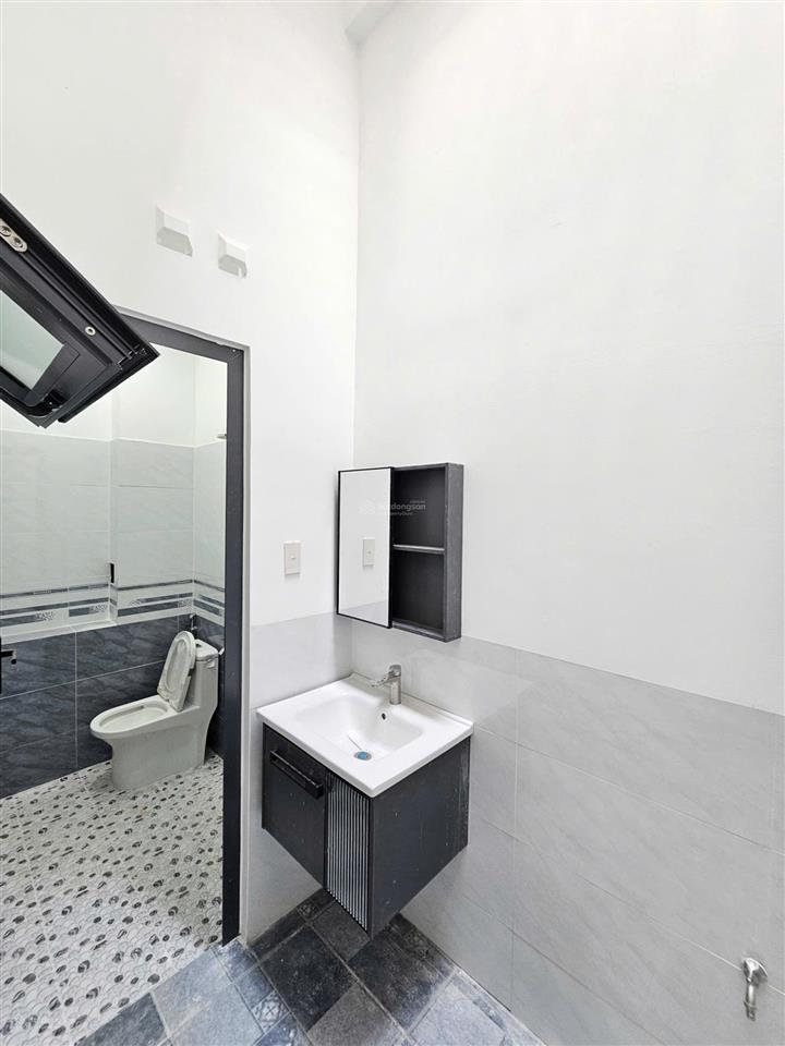 Bán nhà 1 trệt 1 lầu 92m2, hoàn công, phòng ngủ dưới, gần cầu hóa an 800m, p.tân hạnh, tp.biên hòa