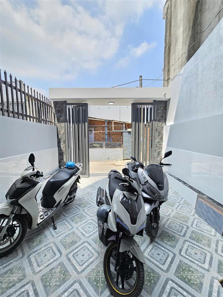 Bán nhà 1 trệt 1 lầu 92m2, hoàn công, phòng ngủ dưới, gần cầu hóa an 800m, p.tân hạnh, tp.biên hòa