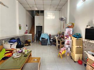 Bán nhà cấp 4 gác đúc 2,3 tỷ tl, đường rộng 7m, ngay chợ phú phong, p.bình chuẩn, tp.thuận an