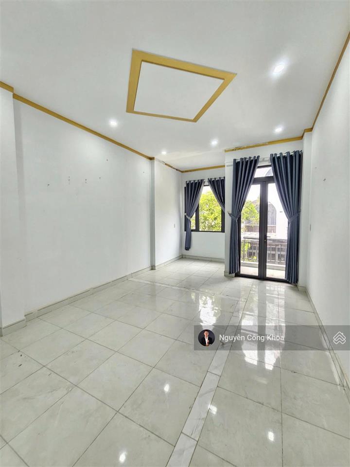 Bán nhà có sân ô tô, 3 phòng rộng rãi, kdc gần chợ thành nam 150m, p.an phú, tp.thuận an