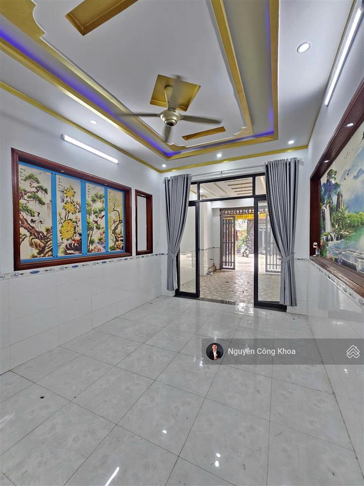 Bán nhà có sân ô tô, 3 phòng rộng rãi, kdc gần chợ thành nam 150m, p.an phú, tp.thuận an